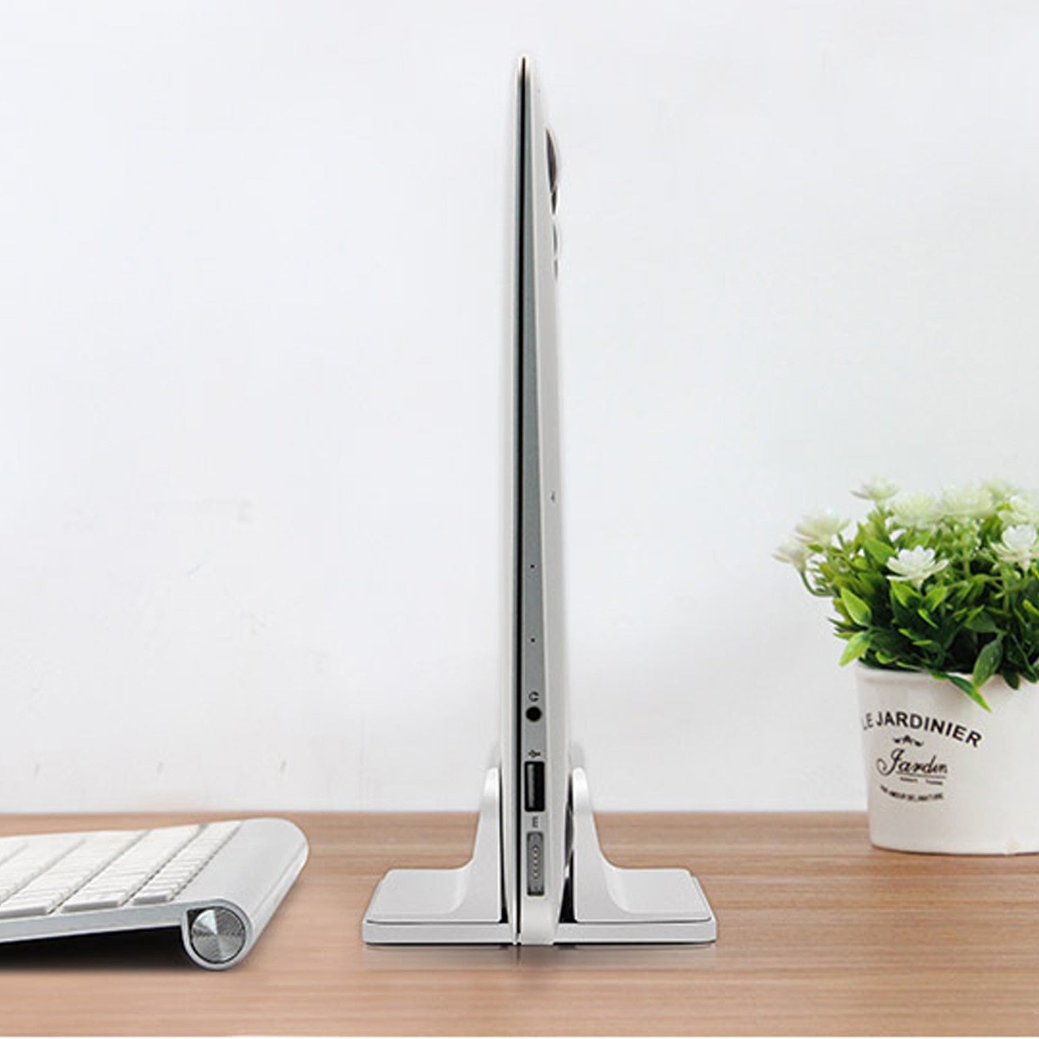 Aluminium Adjustable Vertical Laptop Holder